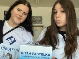 Biela pastelka 2024